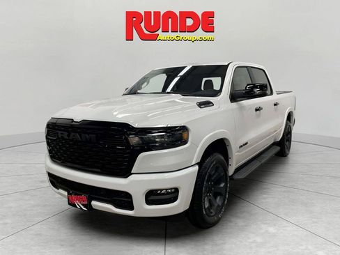 Used 2025 RAM 1500 Big Horn AWD/4WD image 1