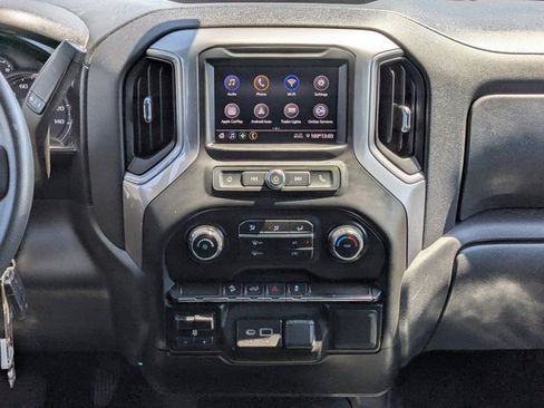 Used 2021 Chevrolet Silverado 1500 Custom Trail Boss w/ Realtree Special Edition image 16