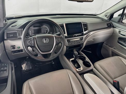 Used 2017 Honda Ridgeline RTL-T image 18