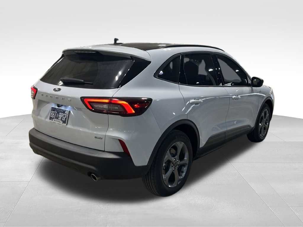 Used 2025 Ford Escape ST-Line w/ Equipment Group 301A FWD image 6