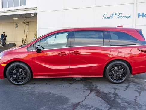 New 2026 Honda Odyssey Sport-L image 9