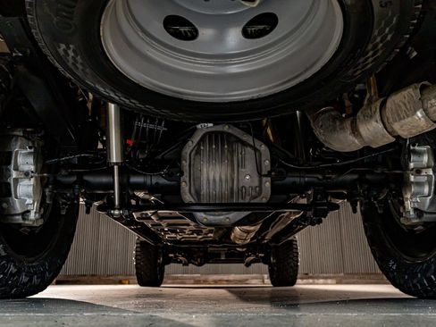 Used 2026 Ford F450 Platinum w/ FX4 Off-Road Package image 14