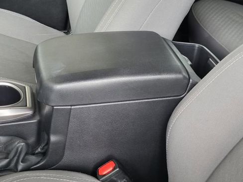 Certified 2022 Toyota Tacoma SR5 image 8