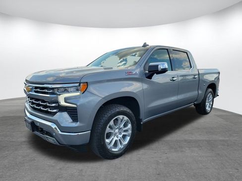 Used 2024 Chevrolet Silverado 1500 LTZ image 3