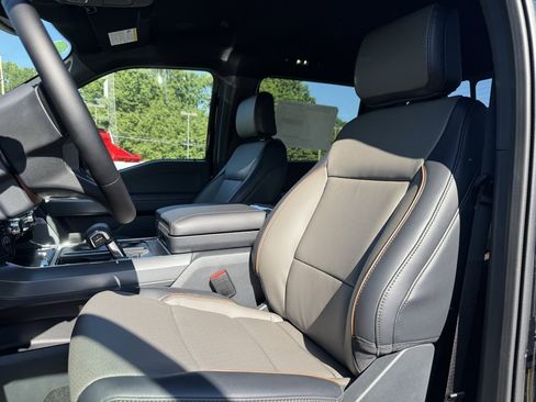 New 2025 Ford F150 Lariat w/ Equipment Group 502A High image 15