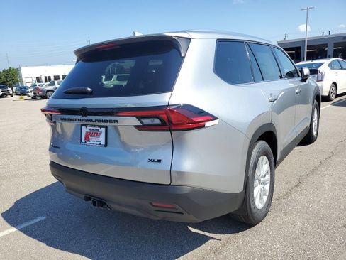 New 2026 Toyota Grand Highlander AWD Hybrid image 4