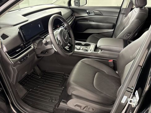 New 2026 Kia Carnival SX FWD image 28