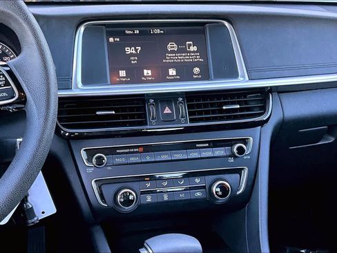 Used 2020 Kia Optima LX image 6
