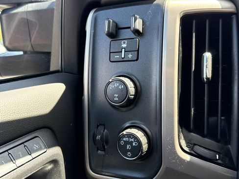 Used 2019 GMC Sierra 2500 Denali w/ Duramax Plus Package AWD/4WD image 41