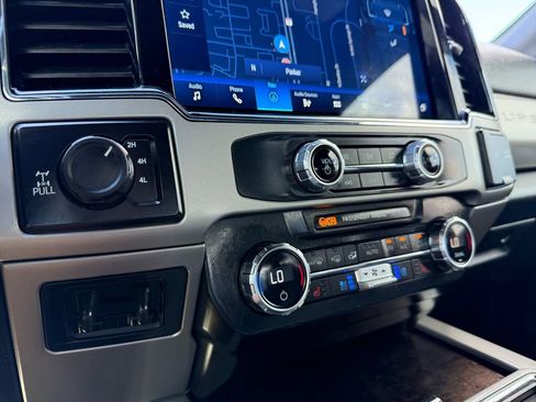 Used 2022 Ford F350 Lariat w/ FX4 Off-Road Package image 36