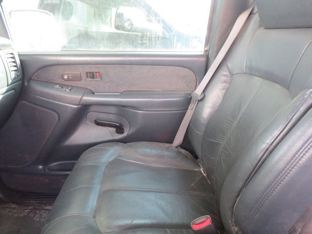 Used 2002 Chevrolet Silverado 2500 LT w/ Off-Road Skid Plate Pkg AWD/4WD image 23
