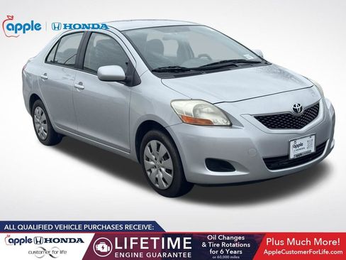 Used 2010 Toyota Yaris Sedan image 1
