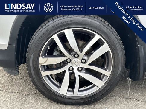 Used 2018 Honda Pilot Touring image 7