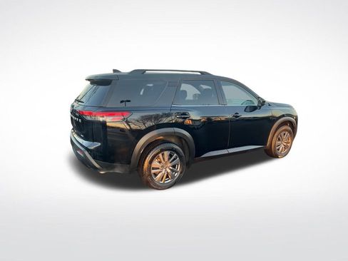 Certified 2025 Nissan Pathfinder SV image 50