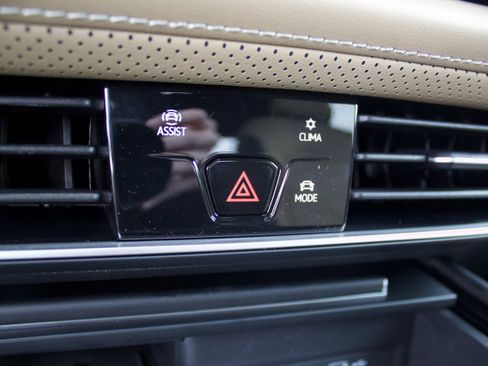 New 2026 Volkswagen Atlas Cross Sport SE image 22