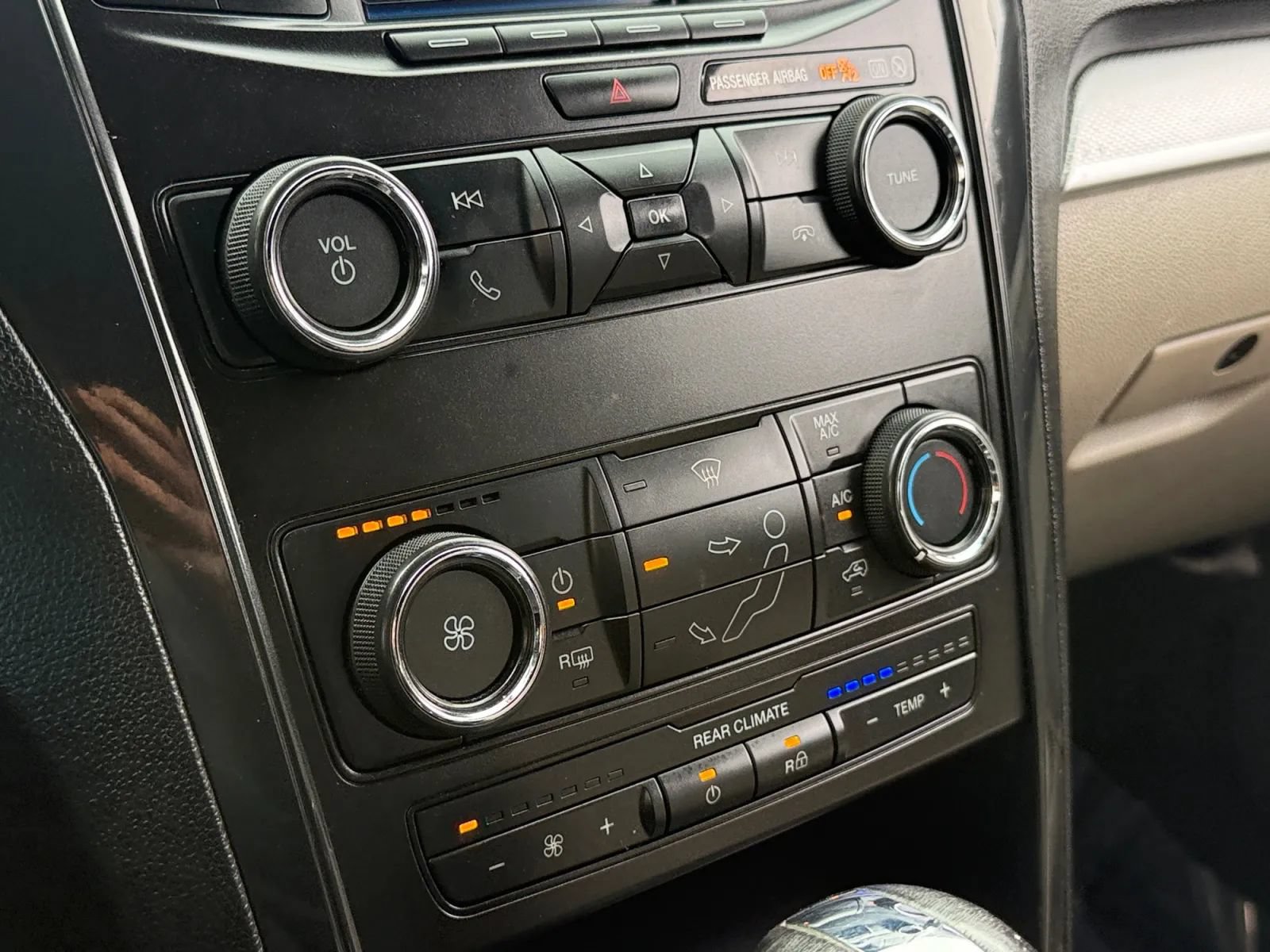 Used 2019 Ford Explorer 4WD image 34