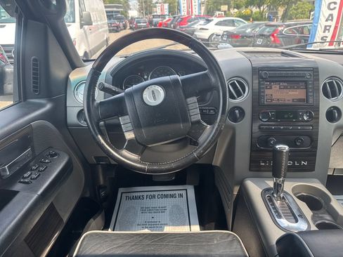 Used 2007 Lincoln Mark LT 4x4 image 13