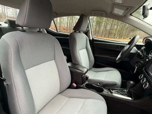 Used 2016 Toyota Corolla L image 19