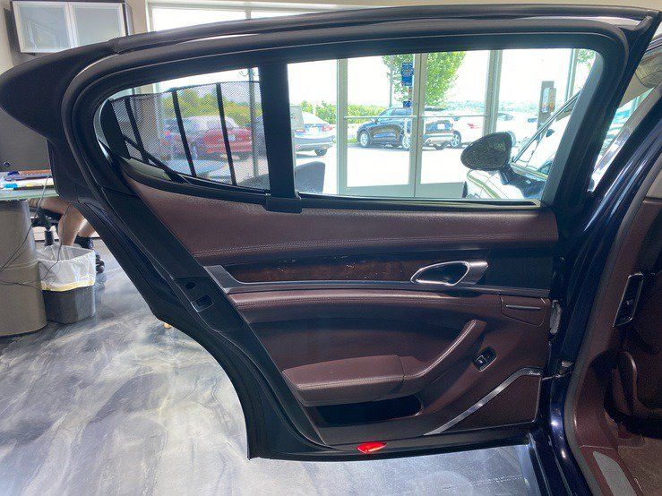 Used 2014 Porsche Panamera S RWD image 13