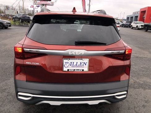 Used 2022 Kia Seltos Nightfall Edition image 10