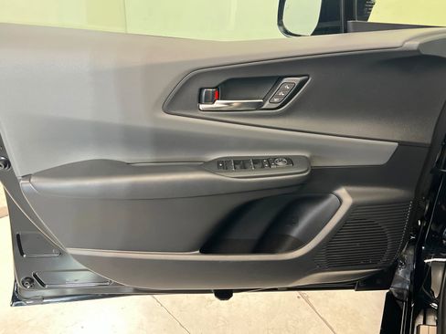 Used 2024 Toyota Prius Limited w/ Limited Premium Package image 15