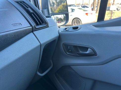 Used 2016 Ford Transit 350 XL image 27