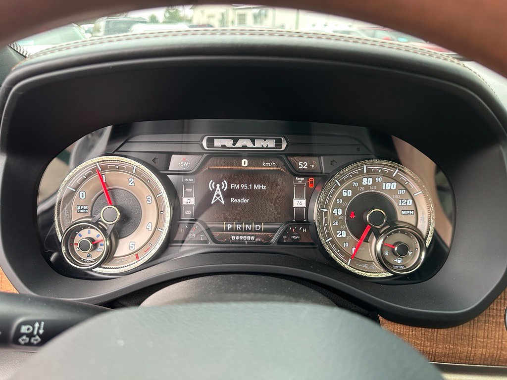 Used 2022 RAM 1500 Limited w/ Body-Colour Bumper Group AWD/4WD image 15