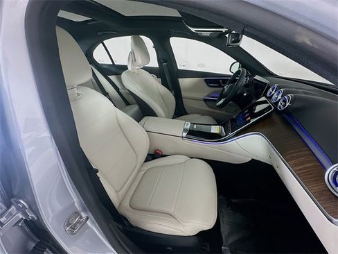 Certified 2025 Mercedes-Benz C 300 4MATIC Sedan image 28