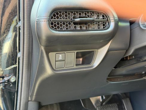 Used 2024 Honda HR-V LX image 14