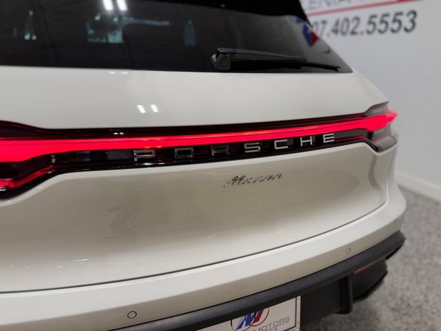 Used 2022 Porsche Macan AWD/4WD image 46
