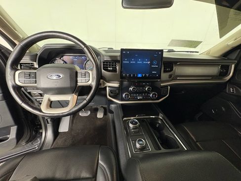 Certified 2022 Ford Expedition XLT AWD/4WD image 7