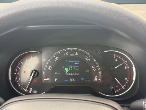 Used 2025 Toyota RAV4 XLE w/ Convenience Package FWD image 19