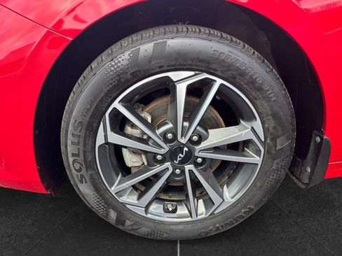 Used 2023 Kia Forte LXS FWD image 15