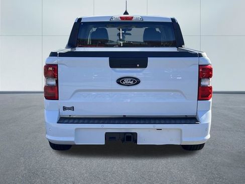 Used 2025 Ford Maverick Lobo AWD/4WD image 5