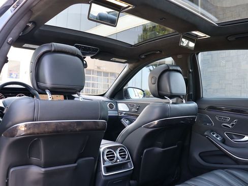 Used 2015 Mercedes-Benz S 63 AMG 4MATIC Sedan w/ Driver Assistance Package image 53