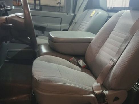 Used 2007 Dodge Ram 1500 Truck ST image 32