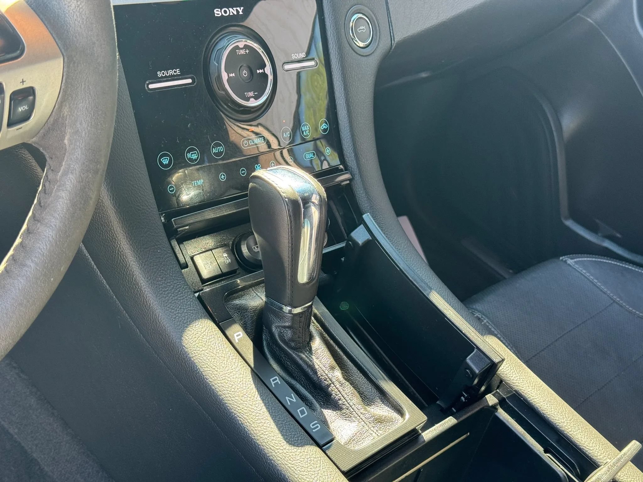 Used 2013 Ford Taurus SHO AWD/4WD image 15