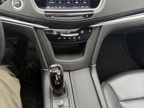 Certified 2023 Cadillac XT5 Premium Luxury w/ Technology Package image 27