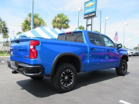 New 2025 Chevrolet Silverado 1500 ZR2 w/ Technology Package image 4