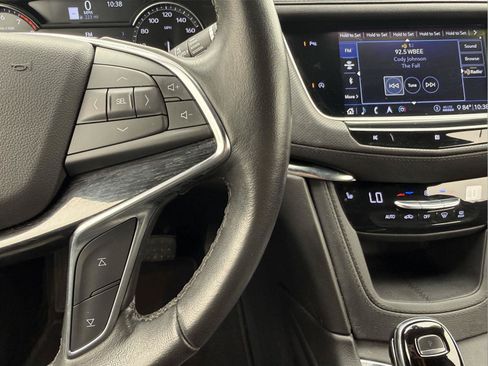 Used 2020 Cadillac XT5 Premium Luxury AWD/4WD image 14