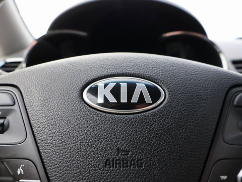 Used 2017 Kia Forte LX image 26