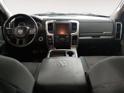Used 2017 RAM 1500 Big Horn RWD image 10