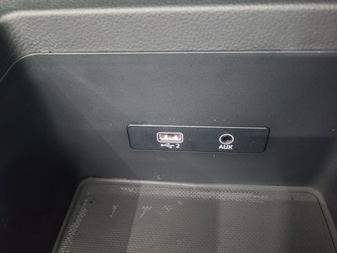 Used 2019 Audi Q5 2.0T Premium image 33