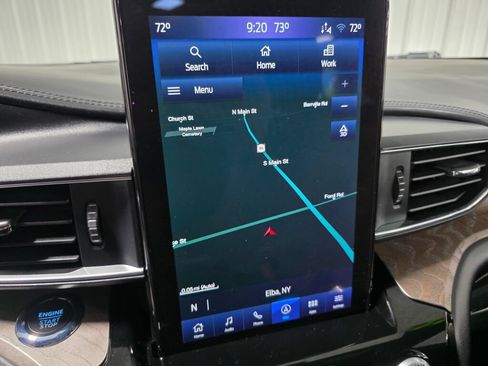Used 2022 Ford Explorer Platinum w/ Equipment Group 601A AWD/4WD image 14