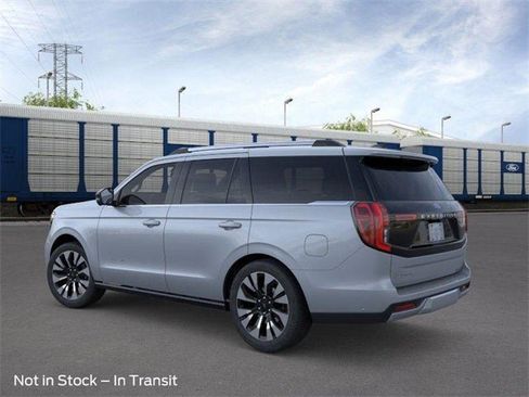New 2025 Ford Expedition Platinum w/ Driver's Package image 5