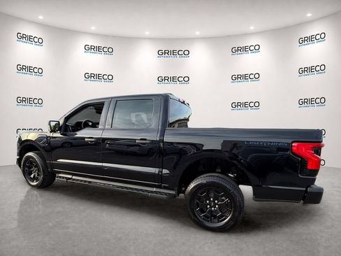 Used 2025 Ford F150 Lightning XLT AWD/4WD image 5