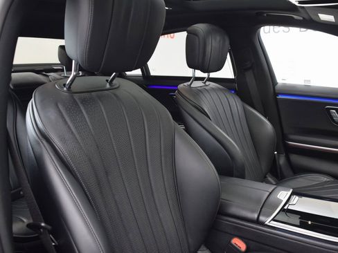 Certified 2022 Mercedes-Benz S 500 4MATIC image 16