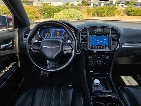 Used 2021 Chrysler 300 S RWD image 22