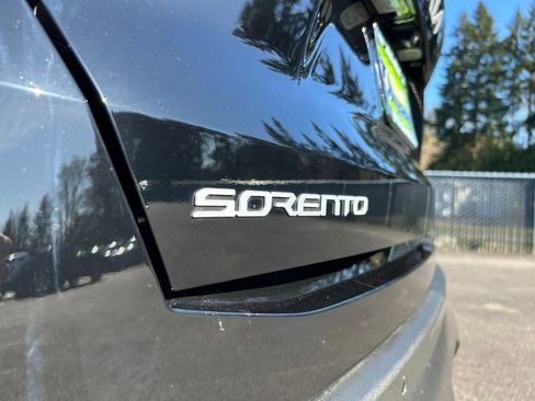 Used 2024 Kia Sorento X-Line EX image 32