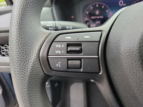 Used 2023 Honda Accord LX image 18